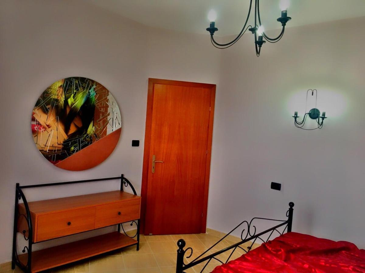 Luxury Holiday In Royal Apartment For King And Queen Sarandë 외부 사진