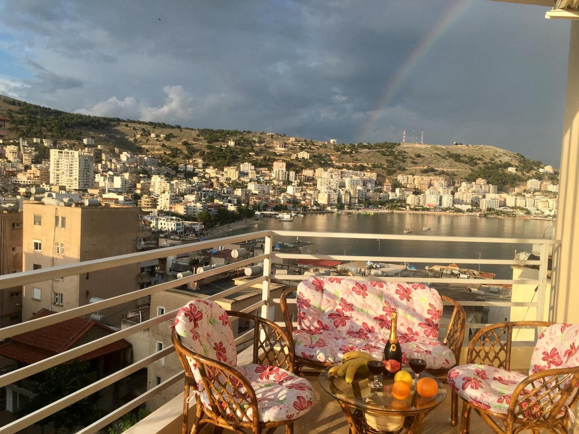 Luxury Holiday In Royal Apartment For King And Queen Sarandë 외부 사진