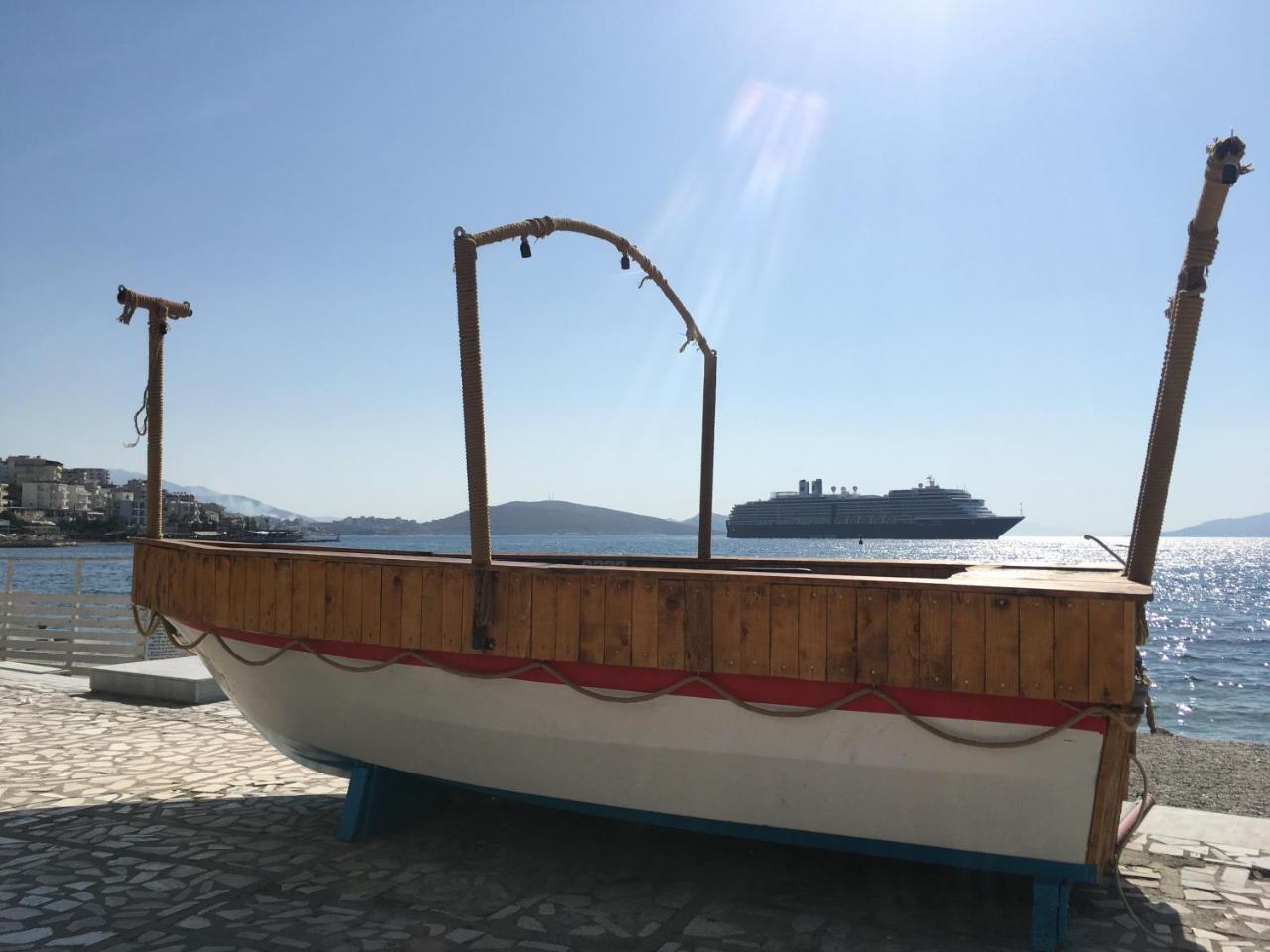 Luxury Holiday In Royal Apartment For King And Queen Sarandë 외부 사진
